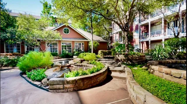 $1,750 | 2400 McCue Road, Unit 326, Houston, TX 77056