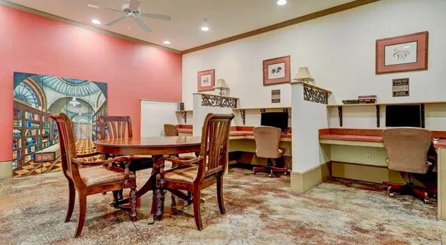 $1,750 | 2400 McCue Road, Unit 326, Houston, TX 77056