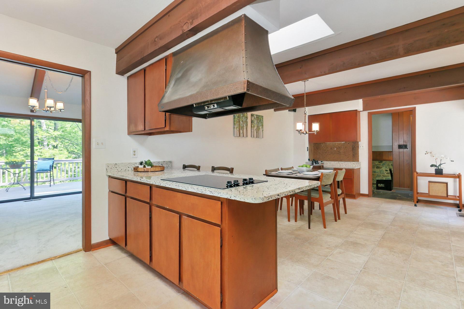 11302 Fieldstone Lane Reston, VA 20191 - Photo 13 of 48