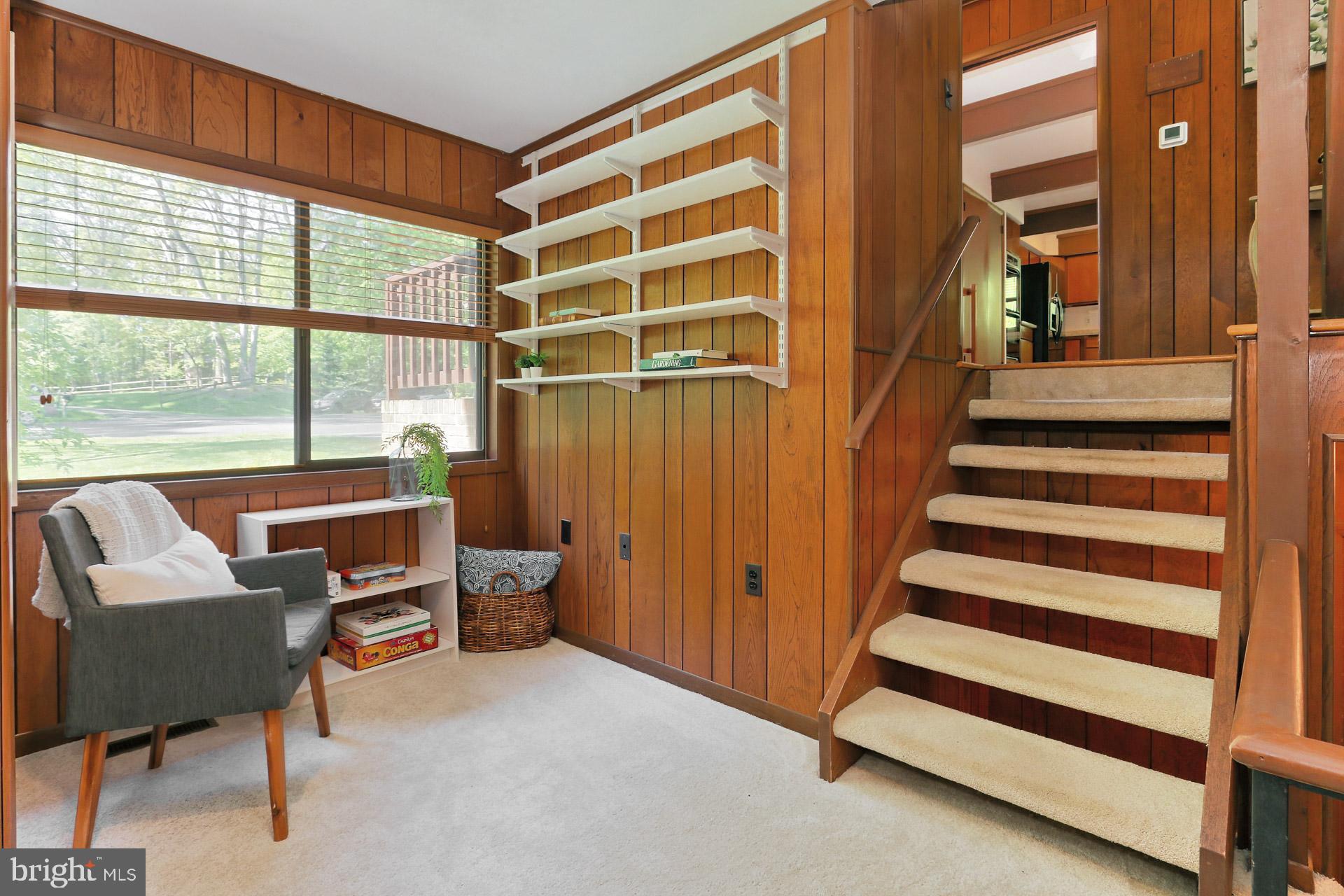 11302 Fieldstone Lane Reston, VA 20191 - Photo 29 of 48 Charming Reading Nook