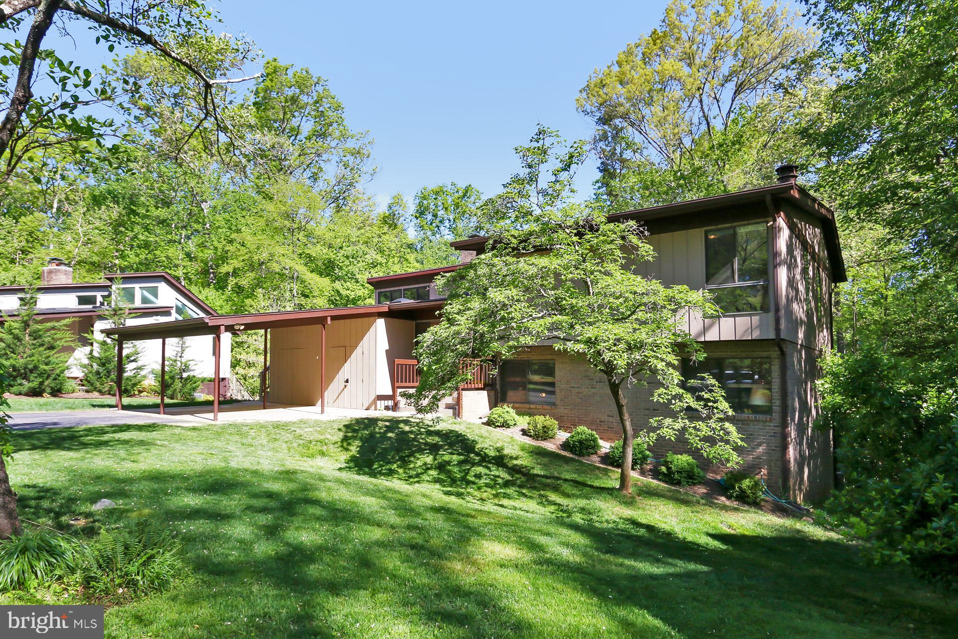 11302 Fieldstone Lane Reston, VA 20191 - Photo 45 of 48 Front Exterior