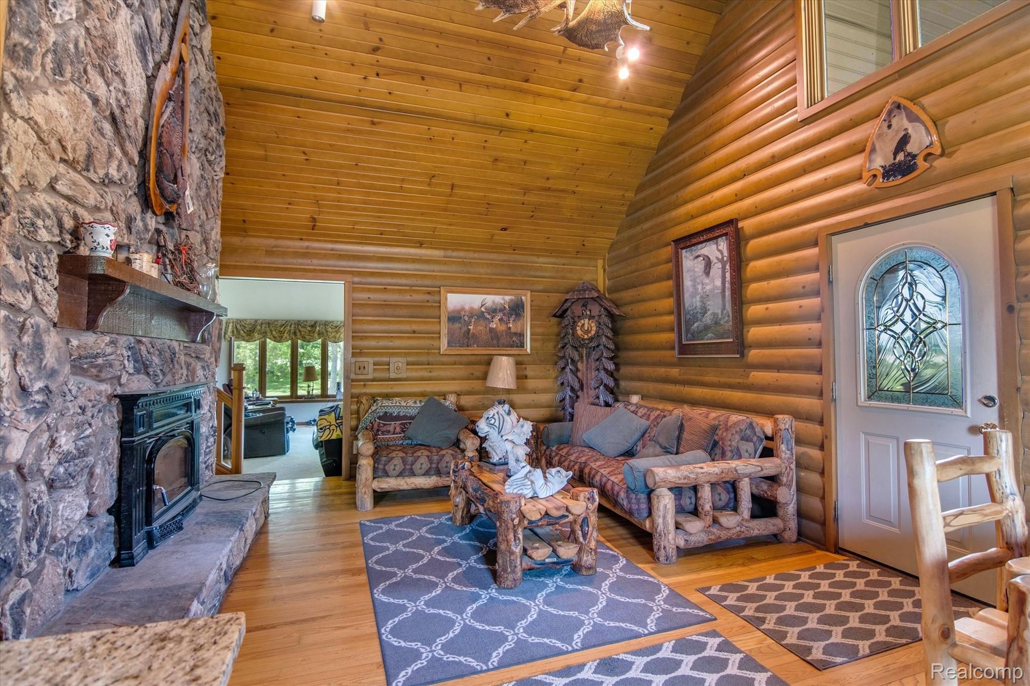 1355 Hubbard Road Monroe, MI 48161 - Photo 7 of 46 07-1355-Hubbard-Rd-WindowStill-Real-Estate-Photography-6.jpg