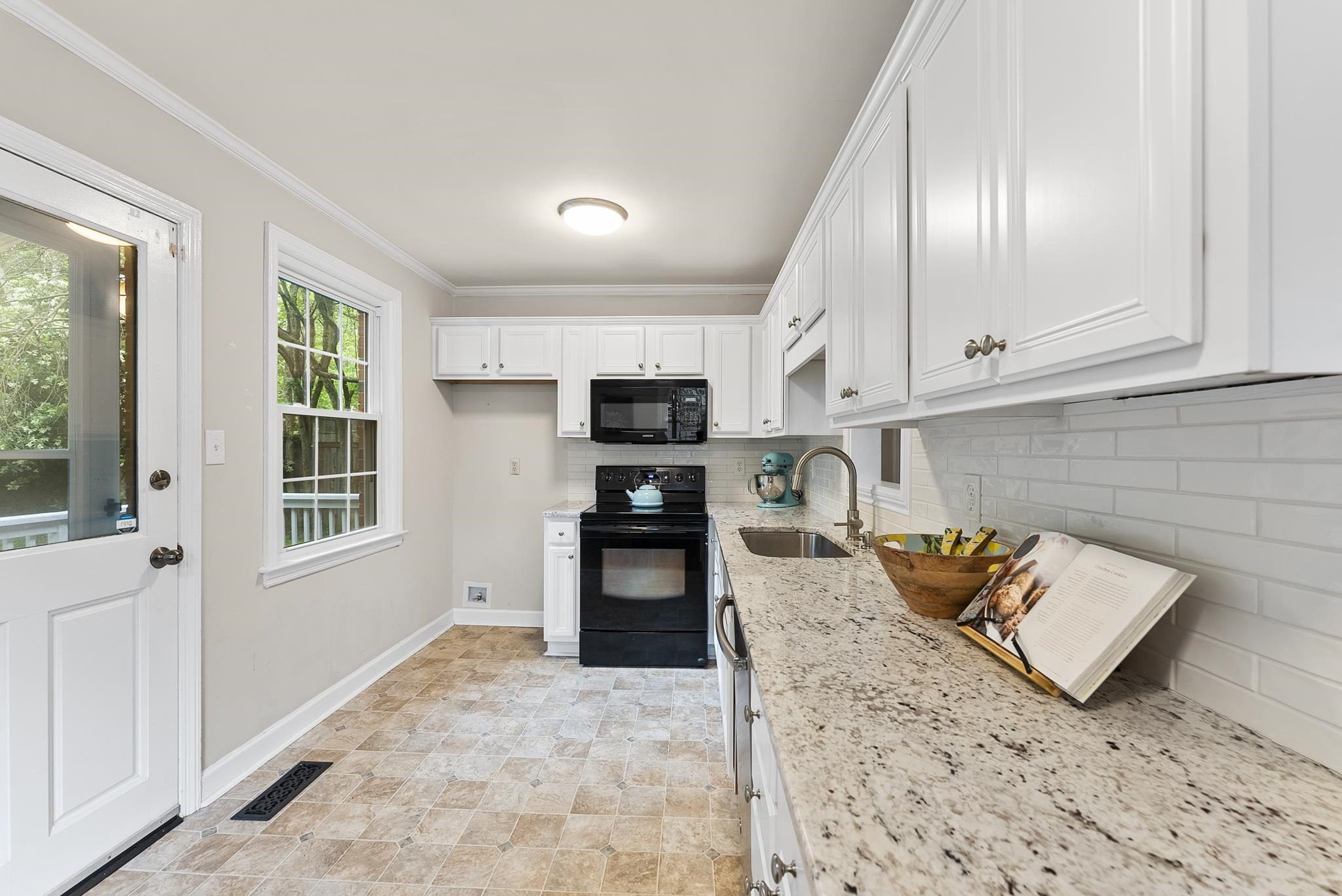808 Young Street Raleigh, NC 27608 - Photo 12 of 26 Photo 12
