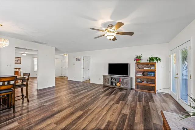 $155,000 | 336 Gibbs Drive, Rantoul, IL 61866