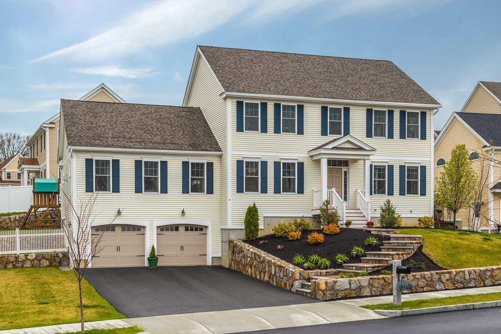 6 Spalding Road Stoneham, MA 02180 - Photo 1 of 29 Gallery Image 1