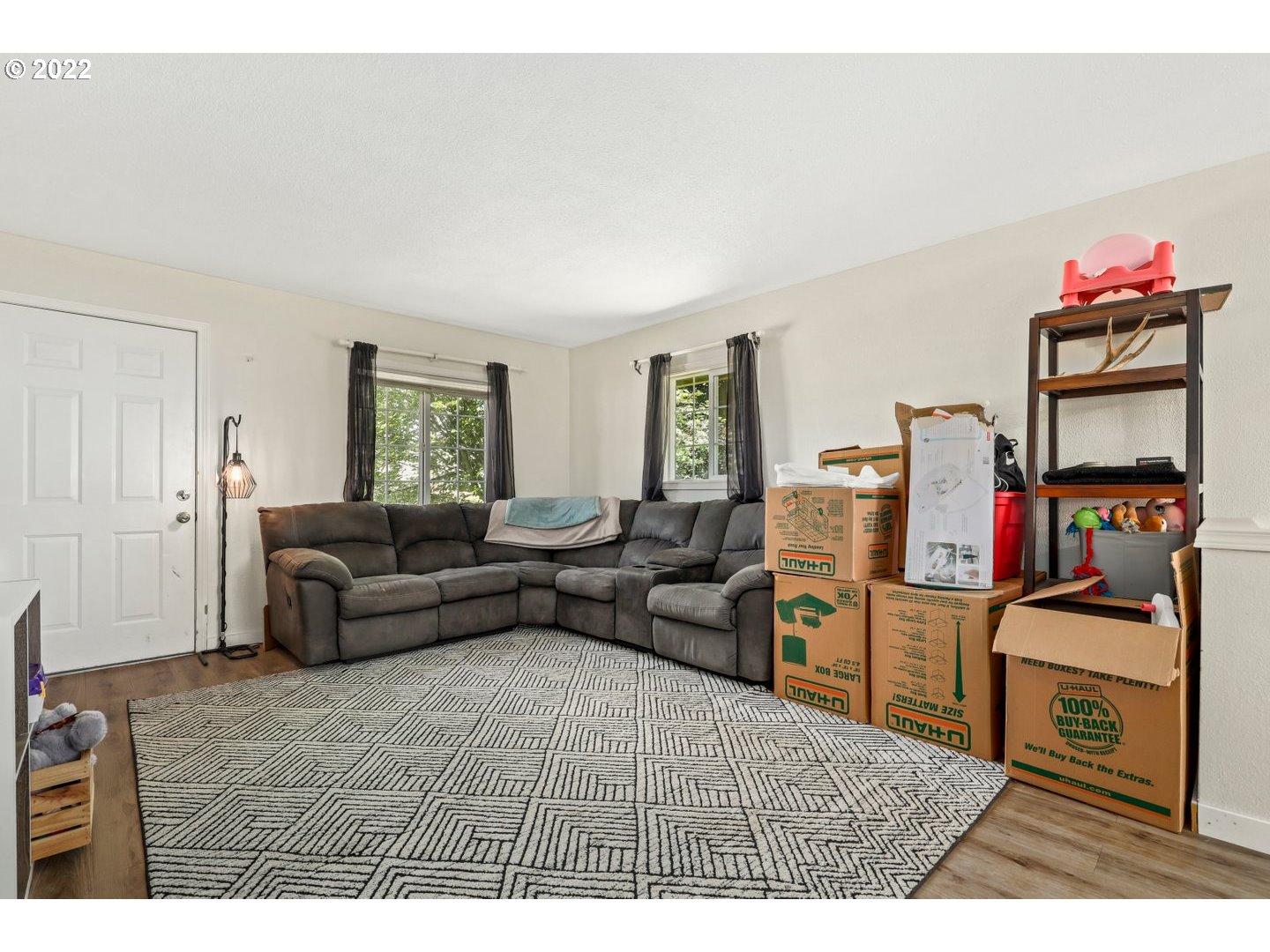 33416 Southwest Em Watts Road Scappoose, OR 97056 - Photo 4 of 32 Gallery Image 4