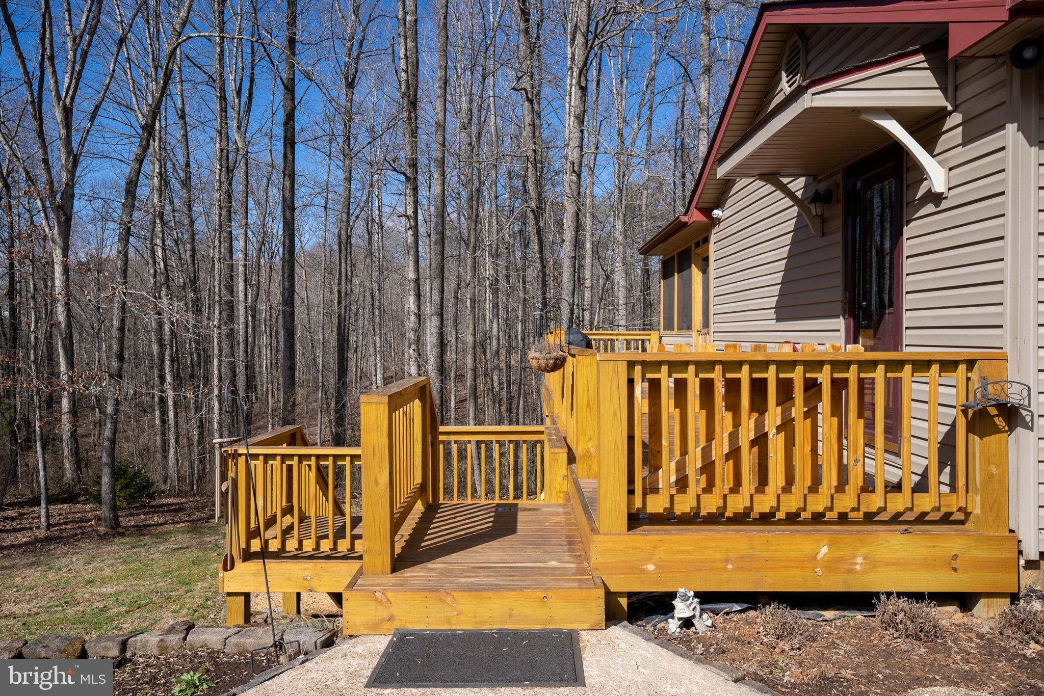 5419 Hoover Road Reva, VA 22735 - Photo 6 of 36 FRONT PORCH