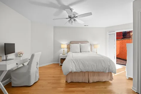 $425,000 | 1622 North St Michaels Court, Unit 1622, Chicago, IL 60614