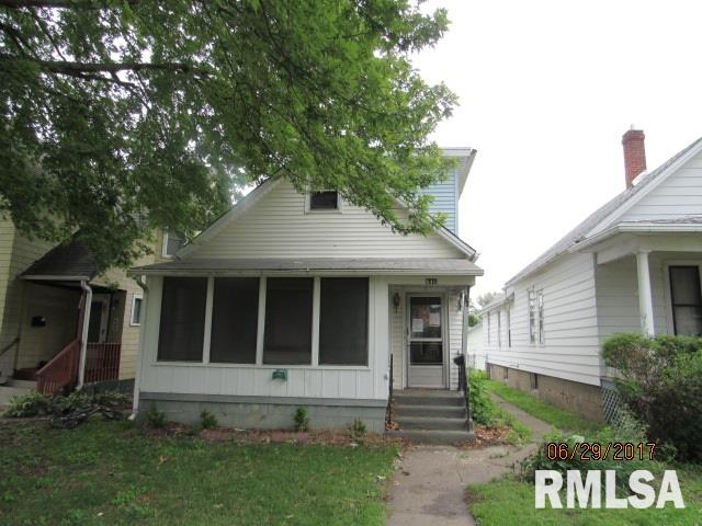 646 3rd Avenue South Clinton, IA 52732 - Photo 1 of 11 Gallery Image 1