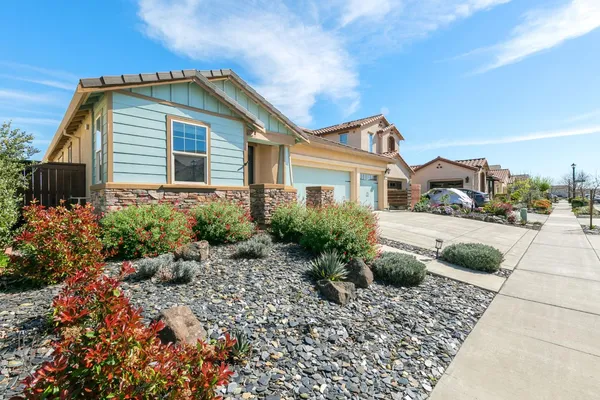 $719,000 | 1625 Goode Place, Woodland, CA 95776