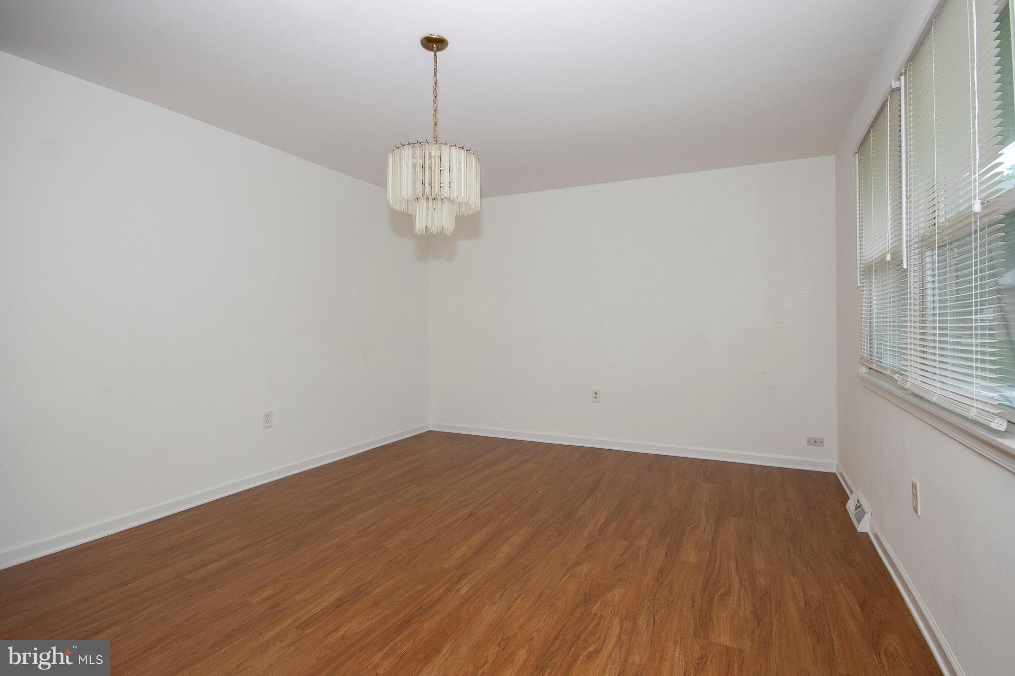 3740 Trent Road Randallstown, MD 21133 - Photo 8 of 28 Dining Room
