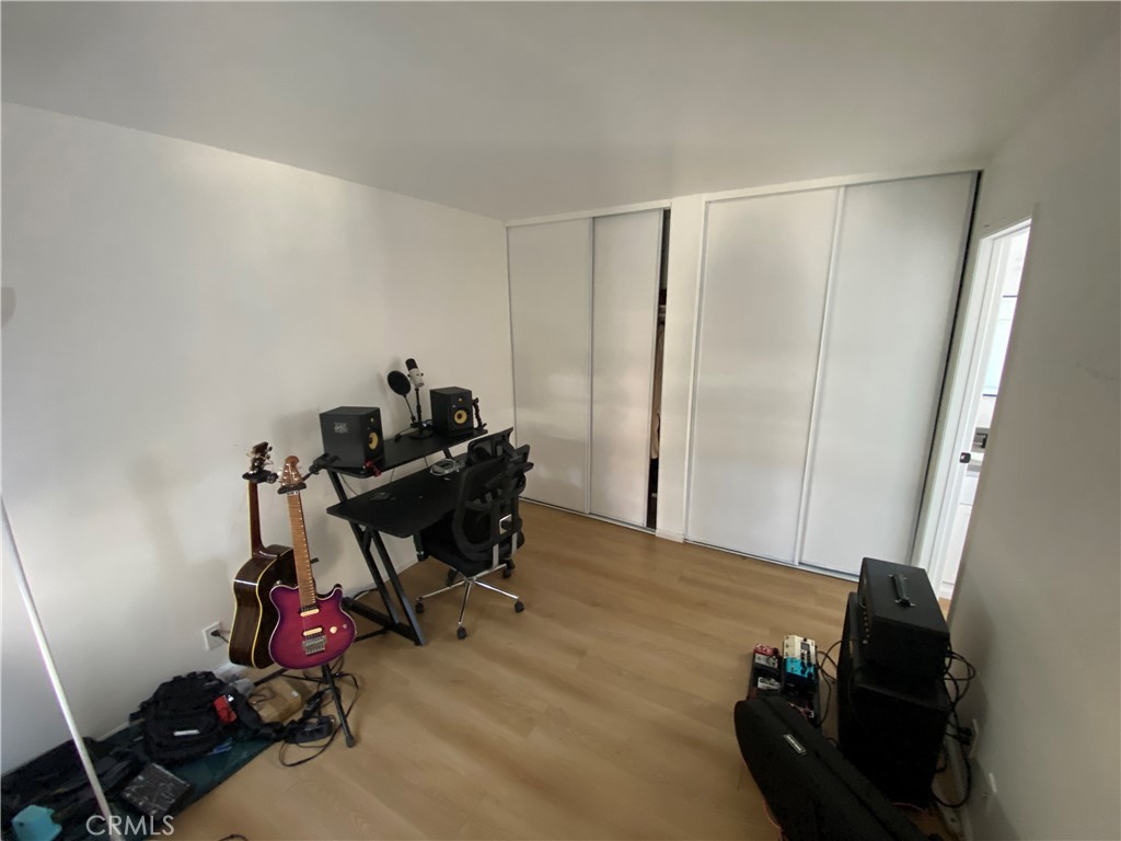 732 Eastshore Terrace, Unit 77 Chula Vista, CA 91913 - Photo 5 of 19 a view of a room with gym equipment