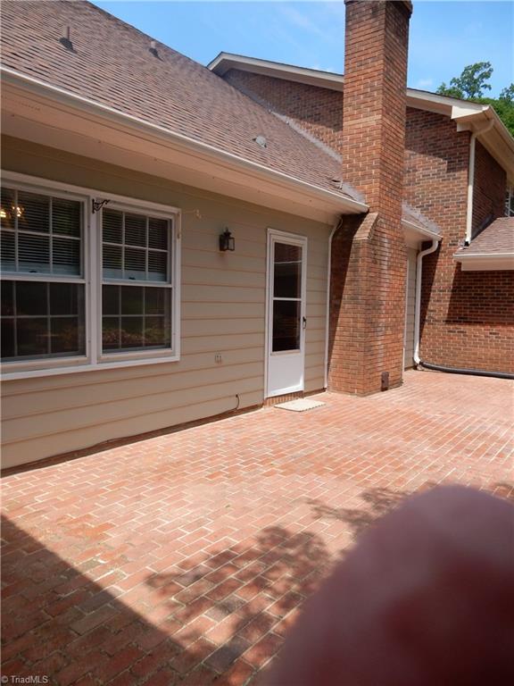 524 Lindley Road Greensboro, NC 27410 - Photo 11 of 17 Gallery Image 11