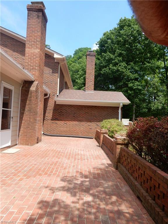 524 Lindley Road Greensboro, NC 27410 - Photo 12 of 17 Gallery Image 12