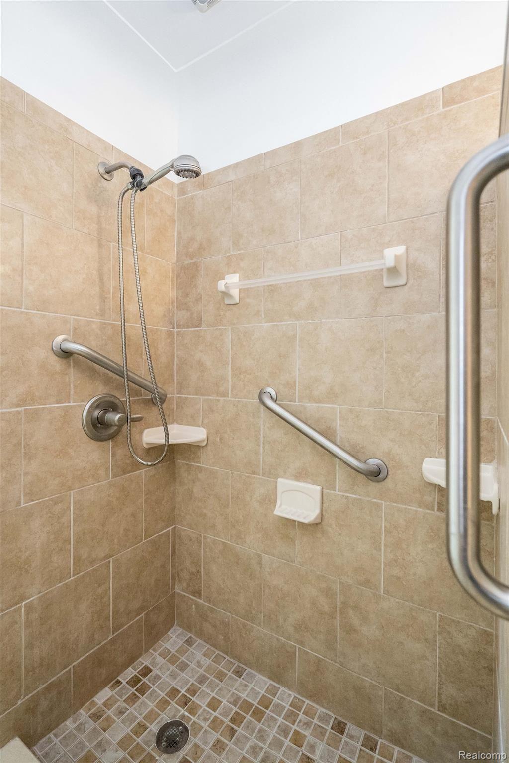18320 21 Mile Road Macomb, MI 48044 - Photo 50 of 99 DSC03221.jpg