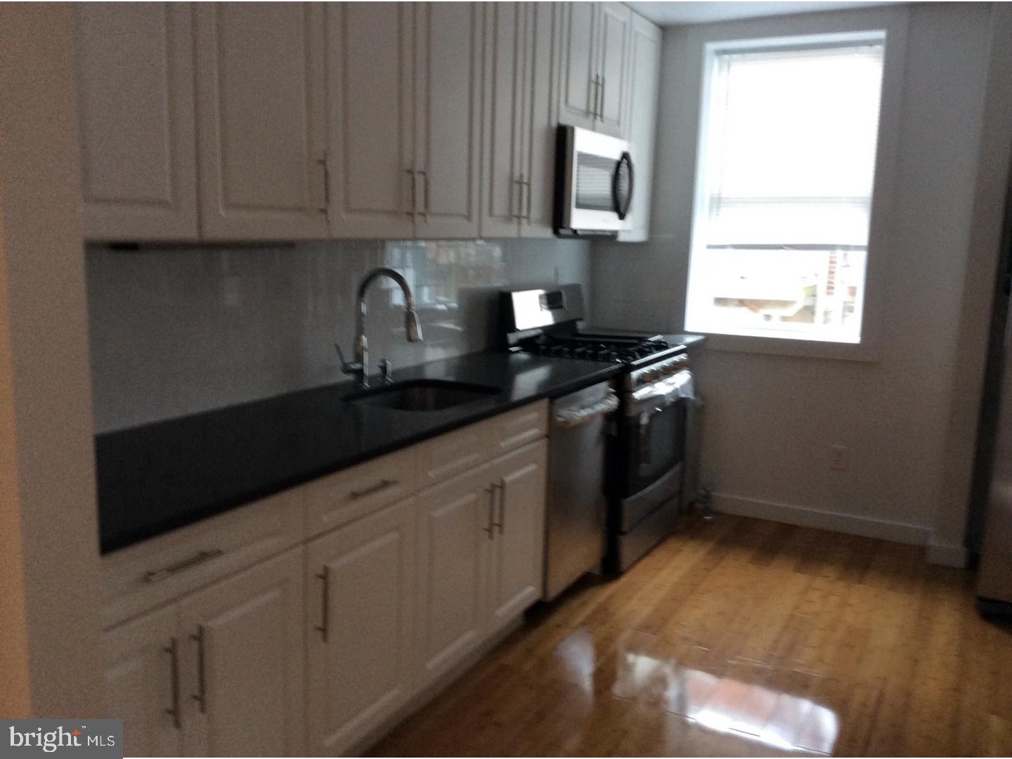 283 Sanford Road Upper Darby, PA 19082 - Photo 18 of 24