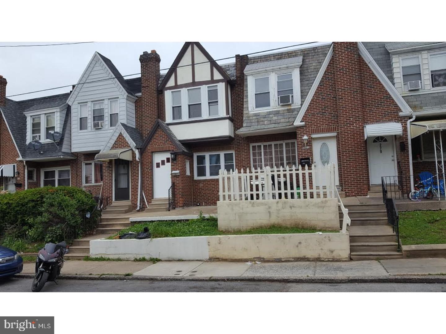 283 Sanford Road Upper Darby, PA 19082 - Photo 3 of 24