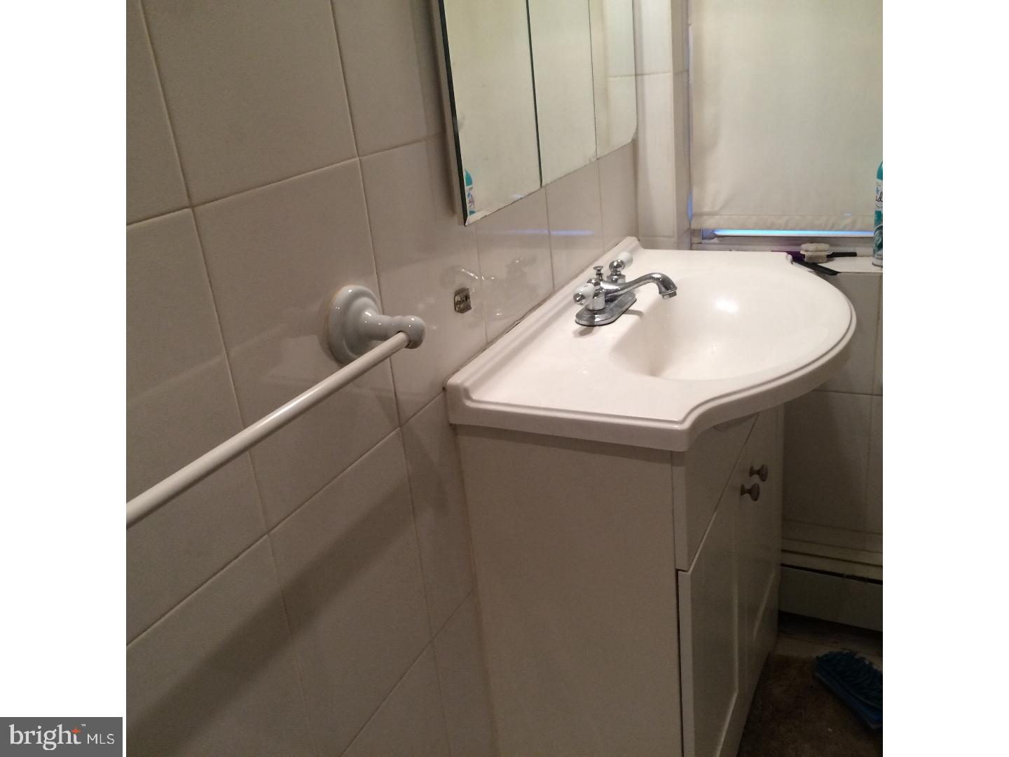 283 Sanford Road Upper Darby, PA 19082 - Photo 23 of 24