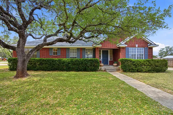 $399,000 | 203 Crestview Drive, Johnson City, TX 78636