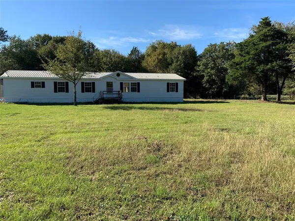 a outdoor space with green field