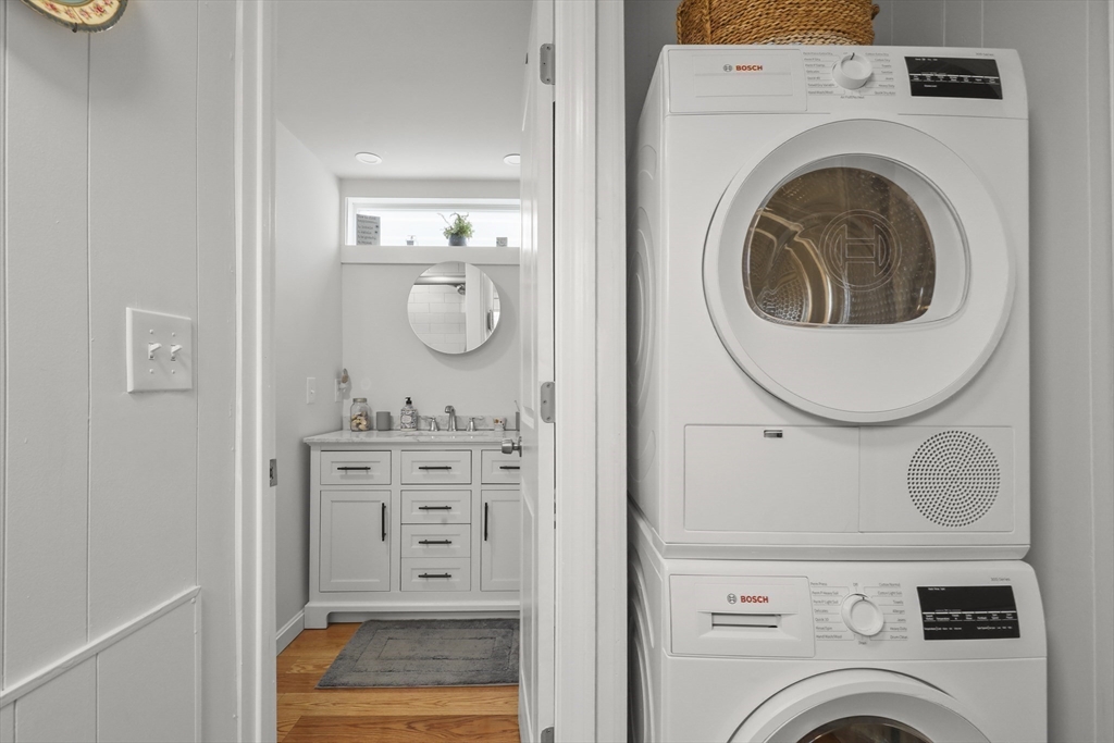 8 Madeline Street Wareham, MA 02538 - Photo 21 of 28 a view of livingroom with washer and dryer