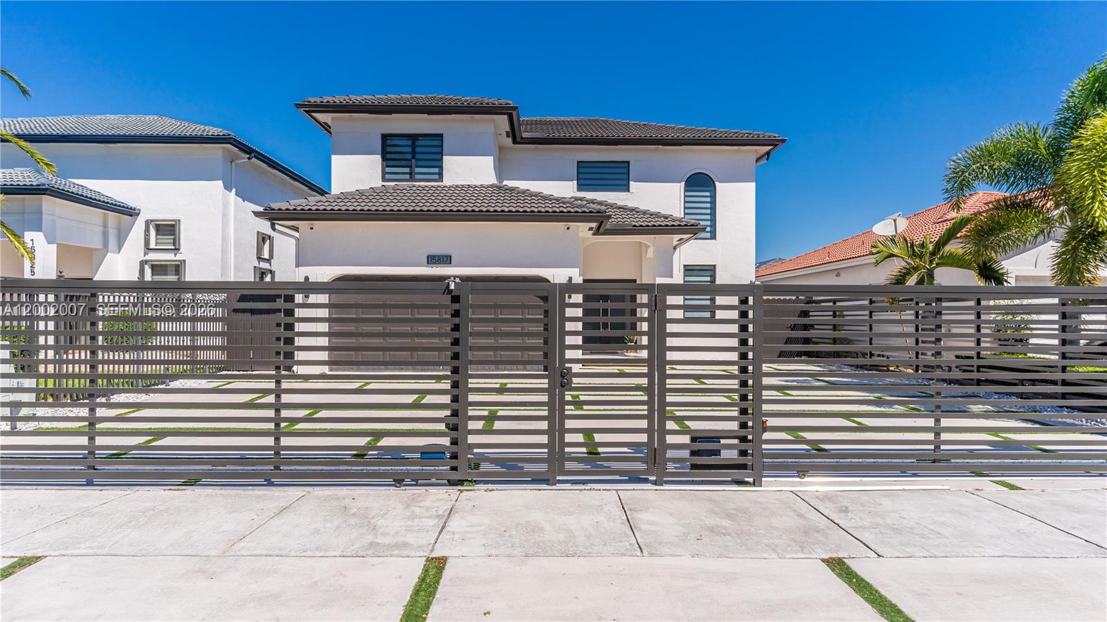 15817 Southwest 138th Terrace Miami, FL 33196 - Photo 1 of 37