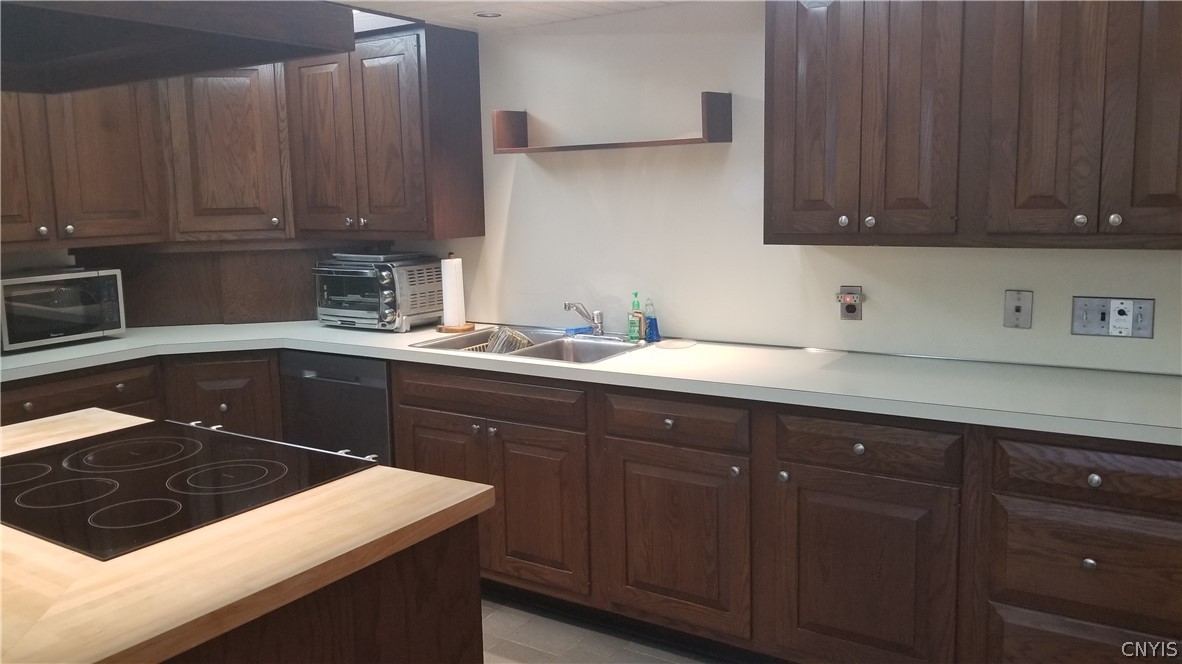 5086 Limeledge Road Camillus, NY 13060 - Photo 10 of 34