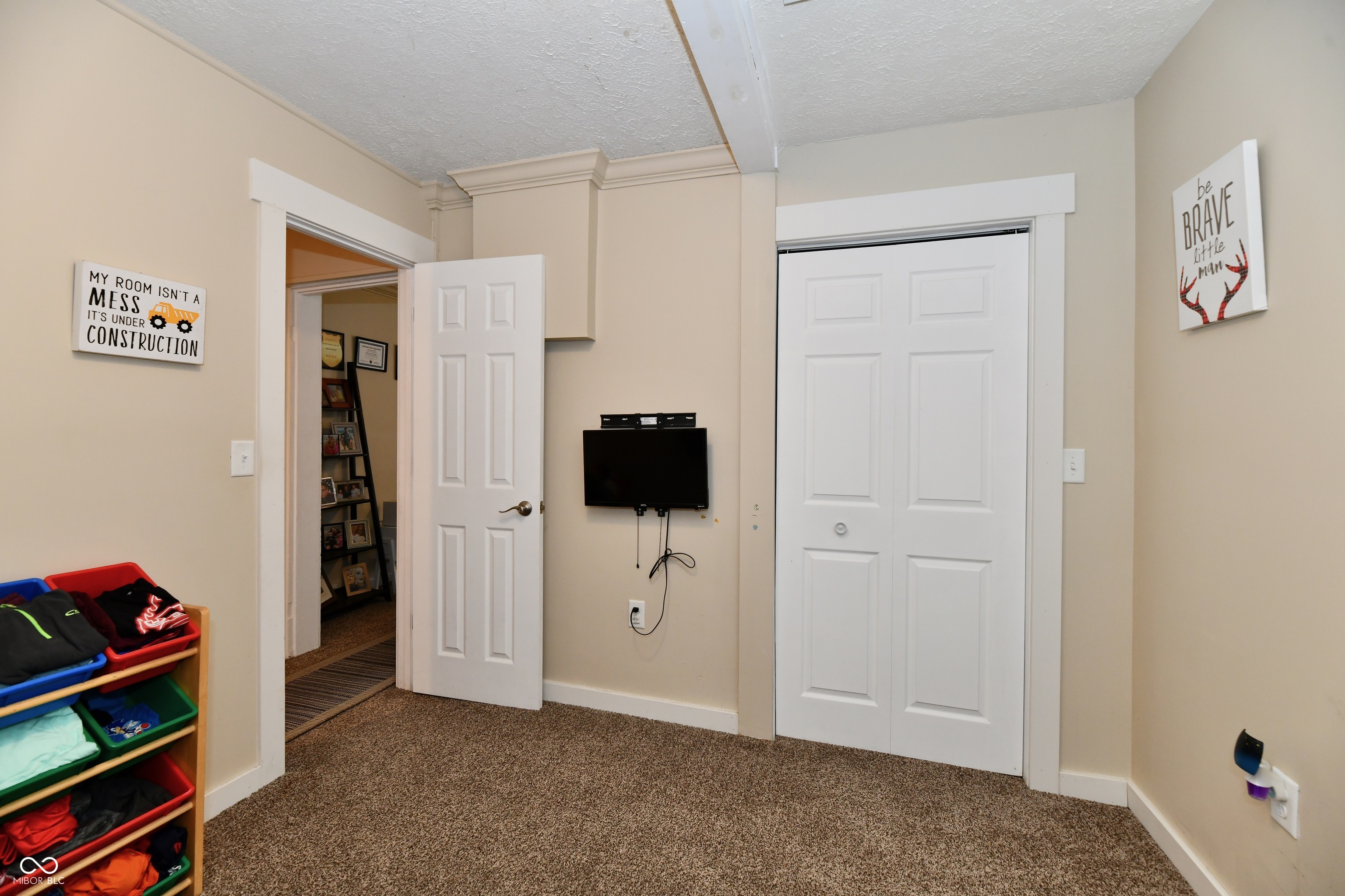 606 South Pleasant Street Edinburgh, IN 46124 - Photo 24 of 35