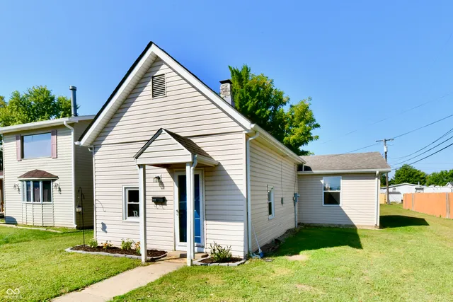 $175,000 | 606 South Pleasant Street, Edinburgh, IN 46124