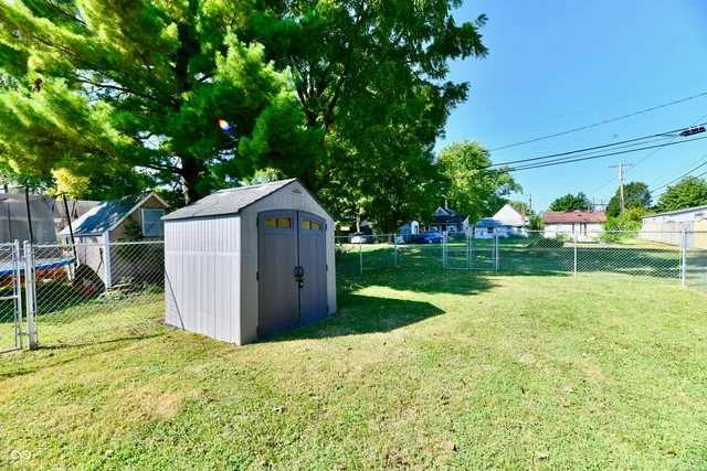 $175,000 | 606 South Pleasant Street, Edinburgh, IN 46124