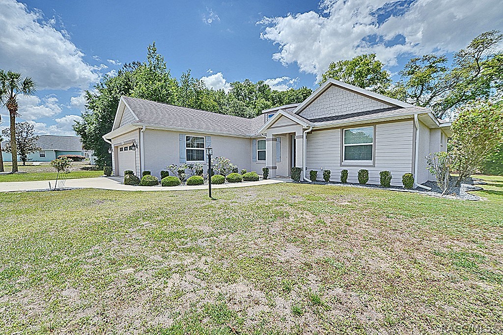 10584 Southwest 53rd Circle Ocala, FL 34471 - Photo 4 of 38