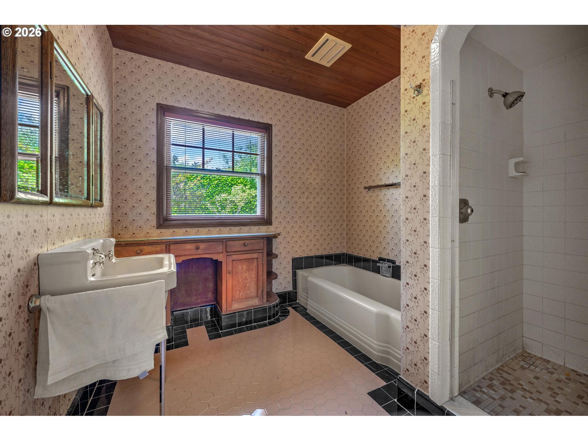 6315 Southwest Richey Lane Portland, OR 97223 - Photo 25 of 32