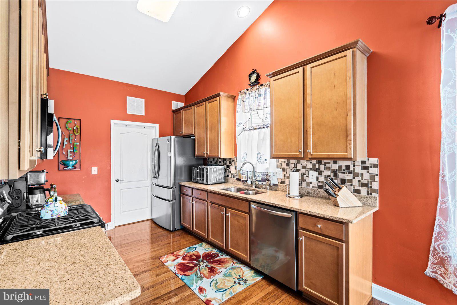 2077 Chesterfield Road Locust Grove, VA 22508 - Photo 18 of 46 Kitchen