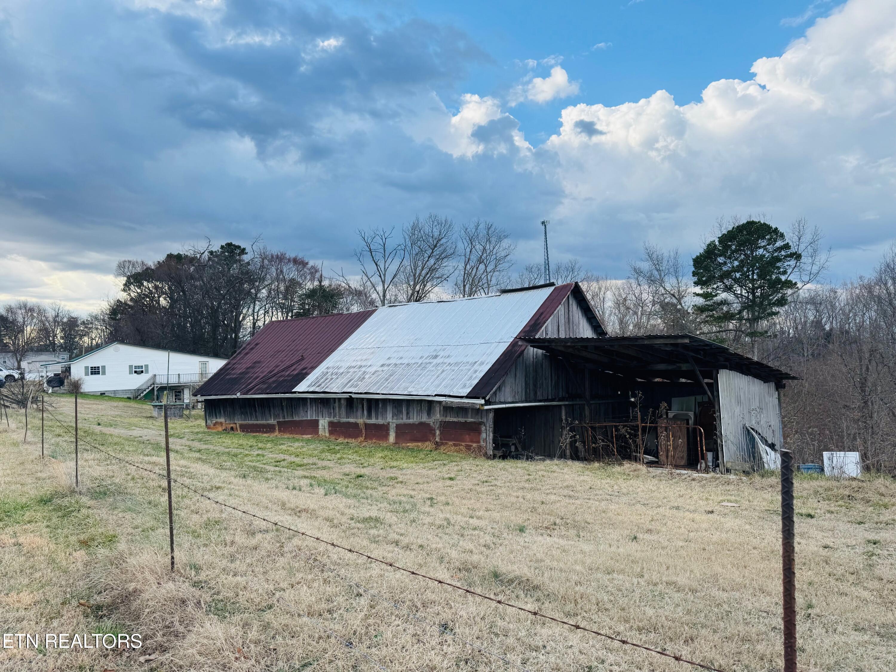 1221 Brady Road Newport, TN 37821 - Photo 11 of 34 IMG_3336