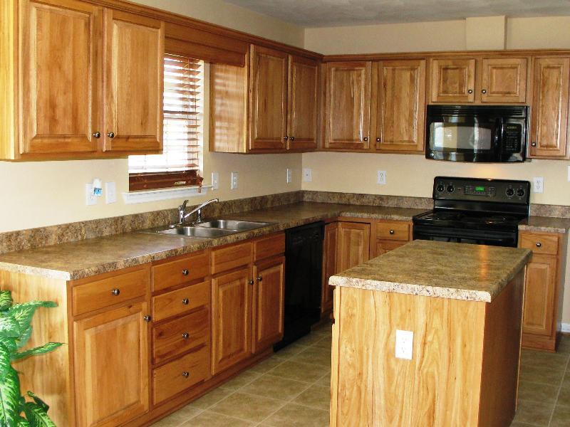 5708 Cortland Road Roanoke, VA 24019 - Photo 8 of 25 Kitchen