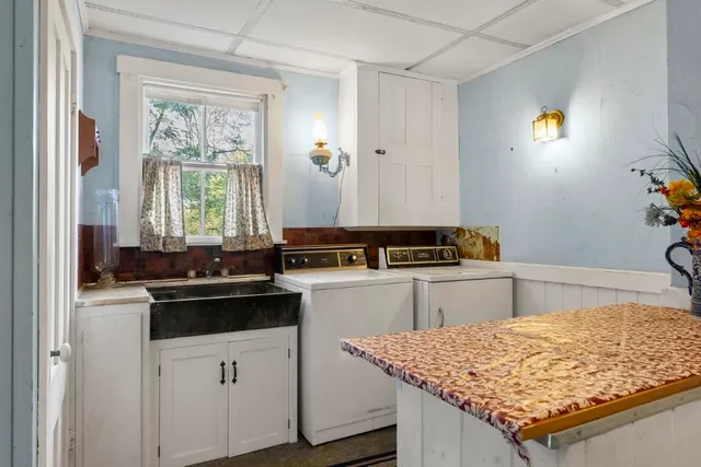 $895,000 | 576 Back River Road, Boothbay, ME 04537