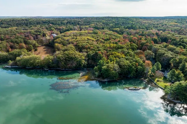 $895,000 | 576 Back River Road, Boothbay, ME 04537