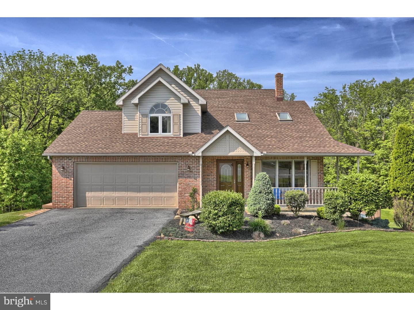 27 Meadow Ridge Road Temple, PA 19560 - Photo 1 of 25 Gallery Image 1