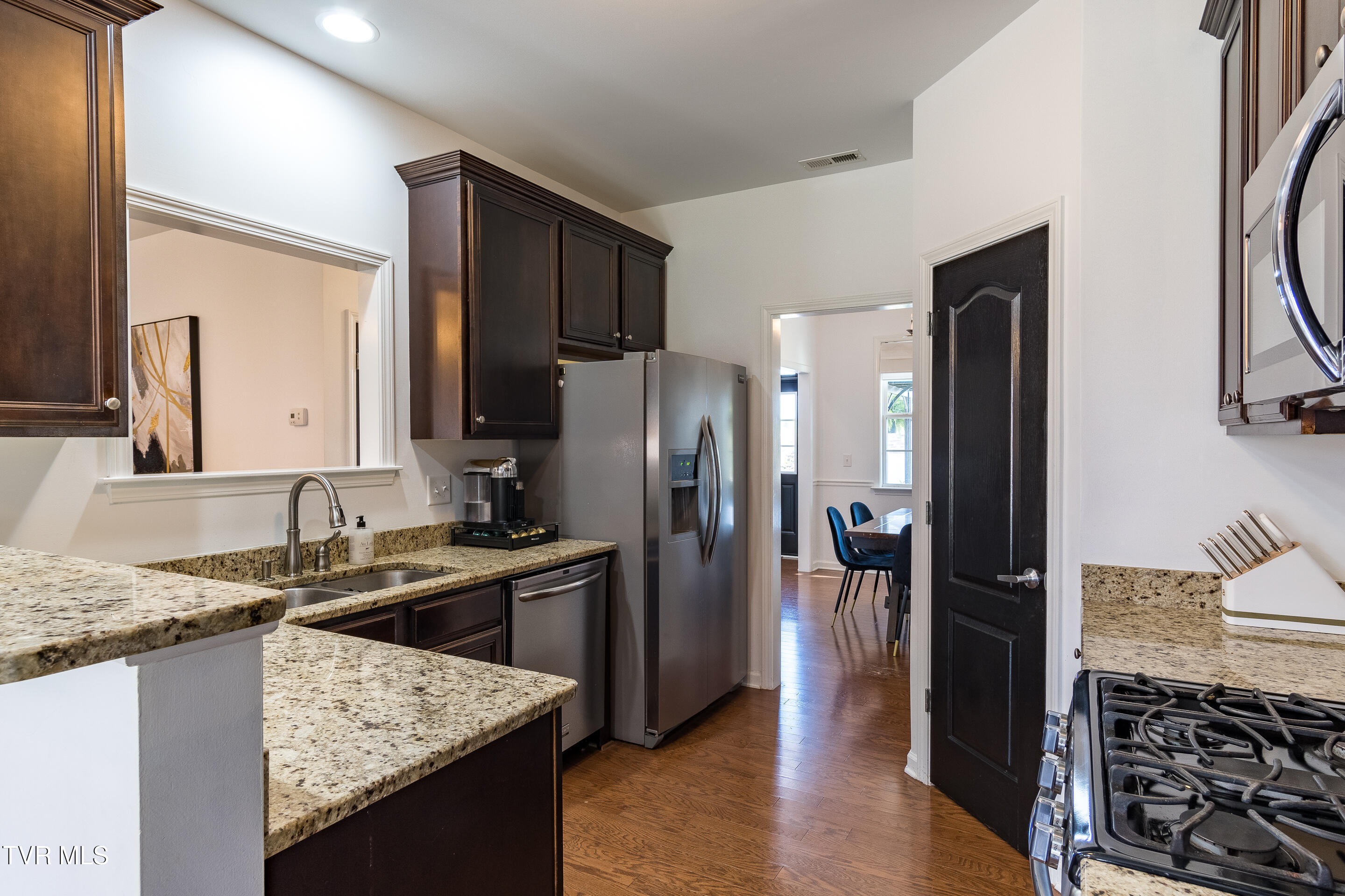 811 Hackney Road Johnson City, TN 37615 - Photo 17 of 35 interior-5 - Copy