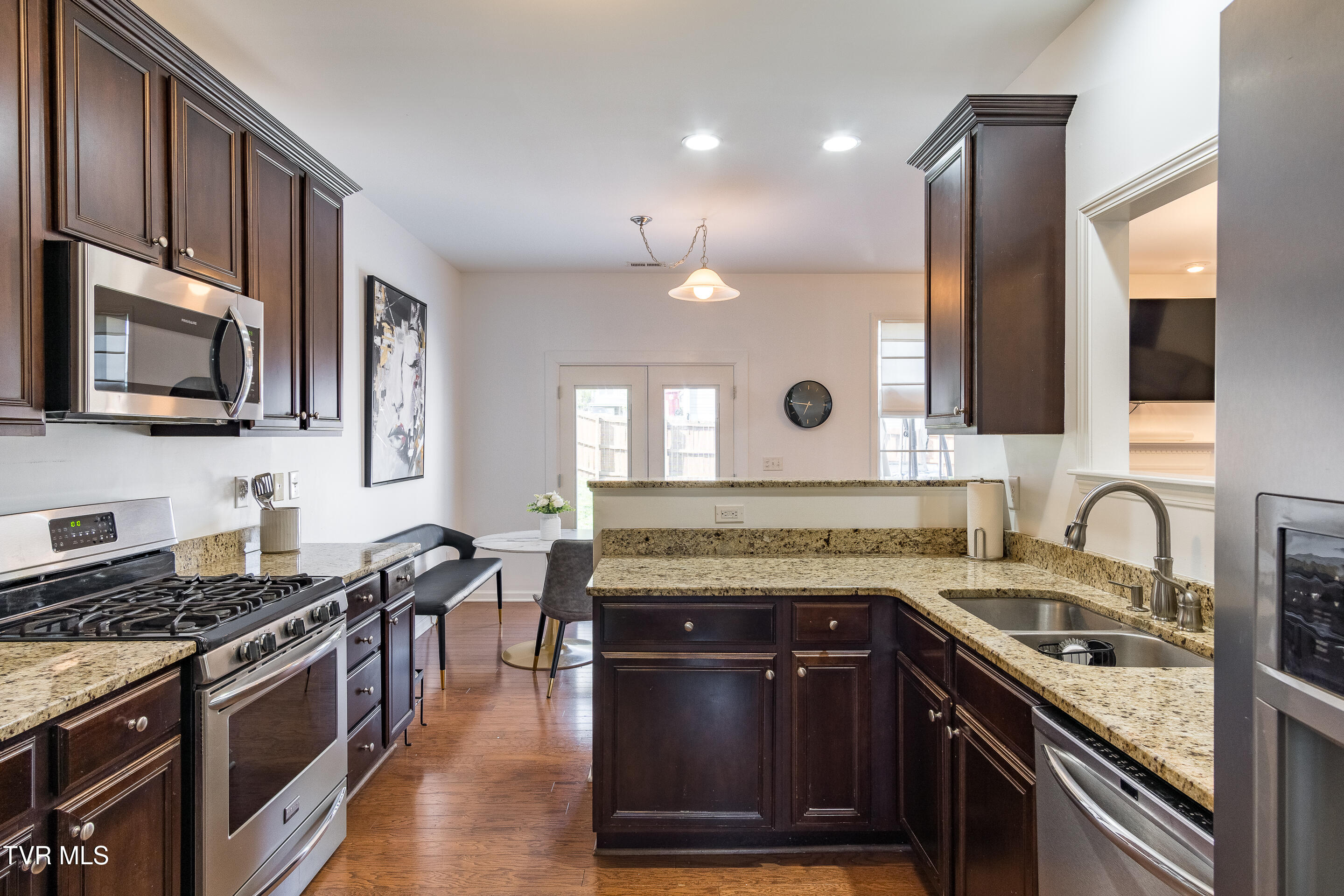 811 Hackney Road Johnson City, TN 37615 - Photo 18 of 35 interior-6 - Copy