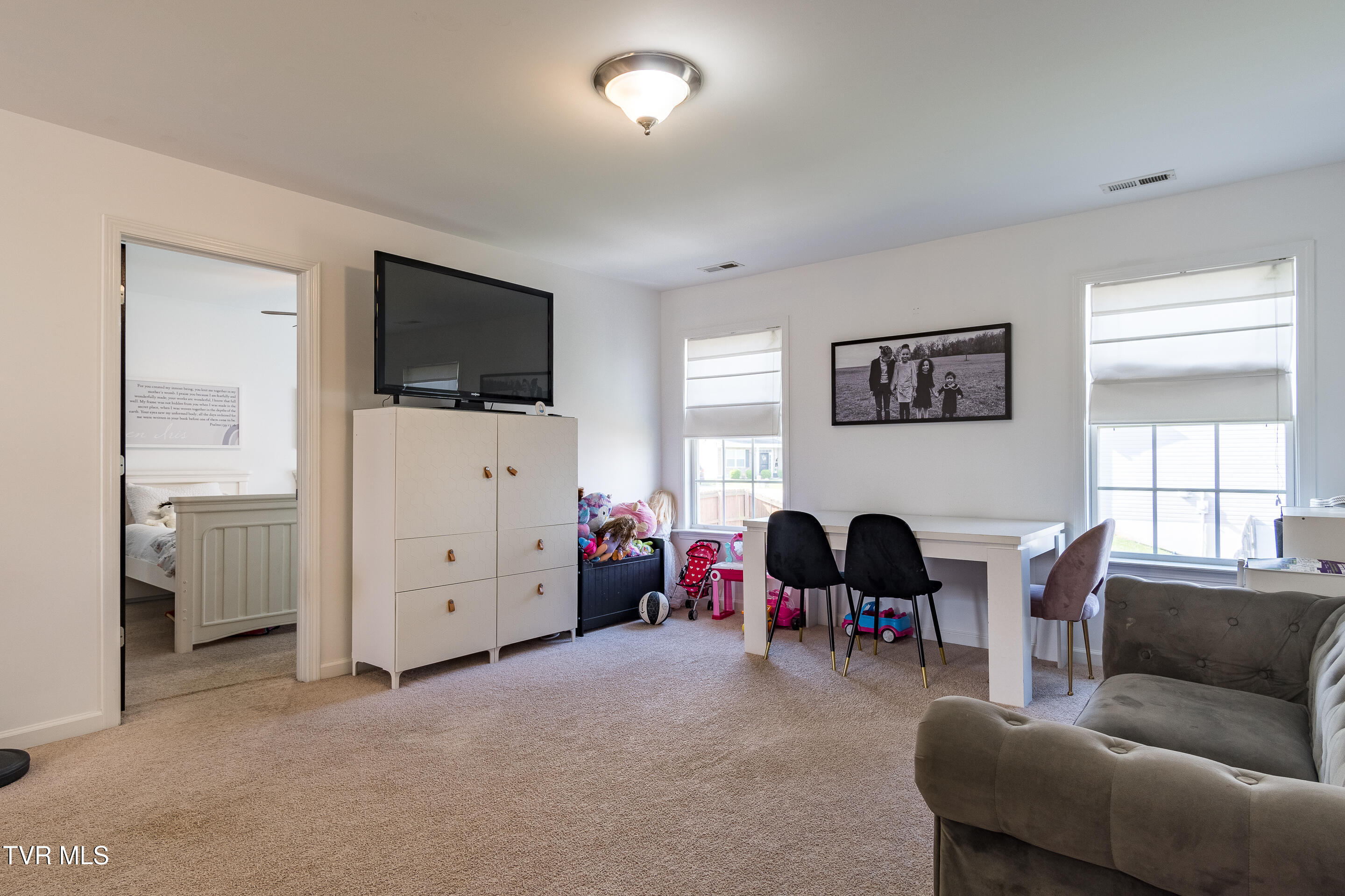 811 Hackney Road Johnson City, TN 37615 - Photo 25 of 35 interior-24 - Copy