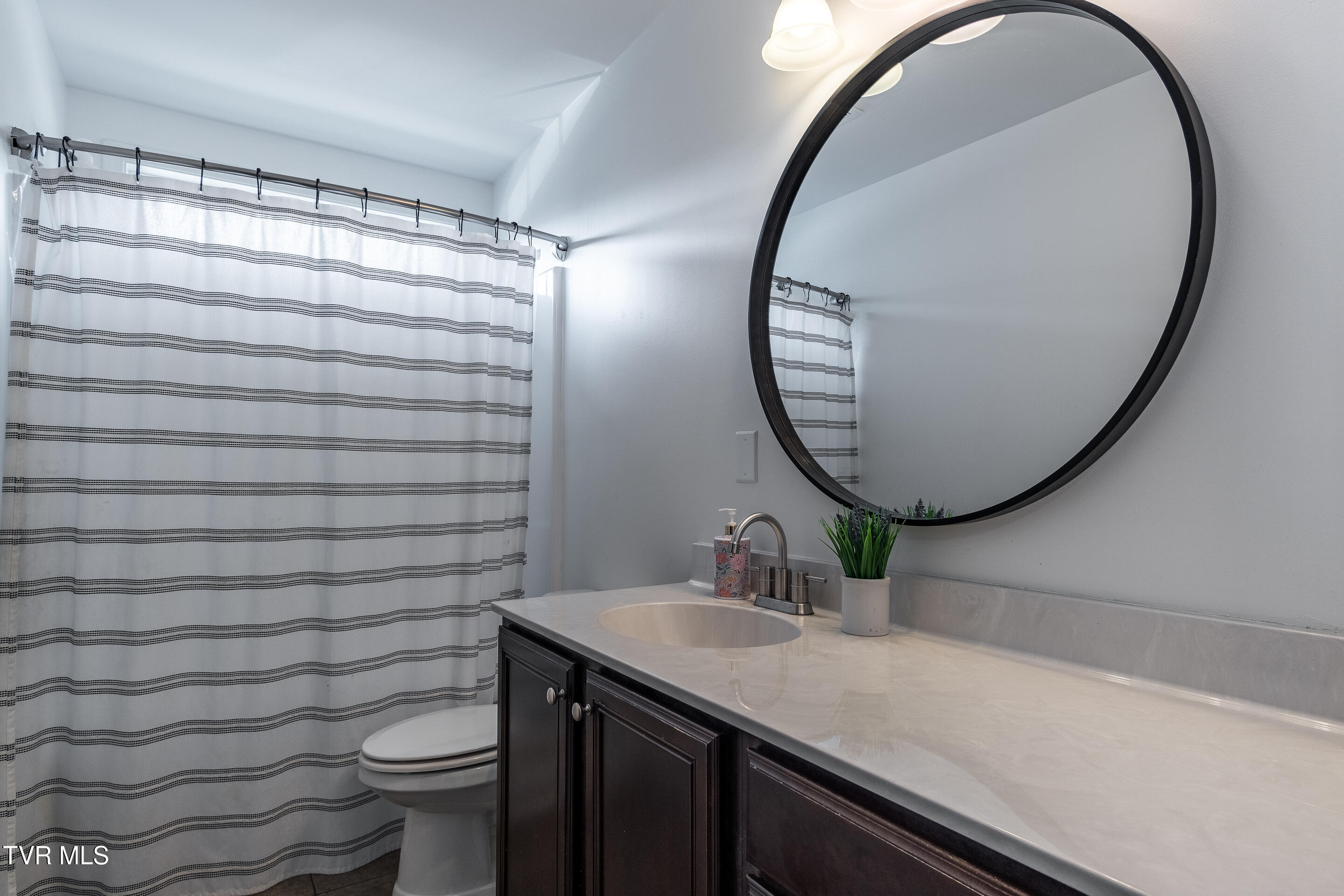 811 Hackney Road Johnson City, TN 37615 - Photo 29 of 35 interior-28 - Copy