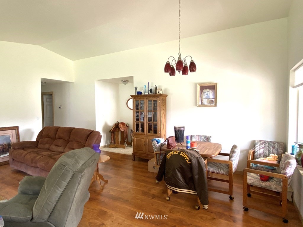 252 South Touchet Road Dayton, WA 99328 - Photo 6 of 28 Gallery Image 6