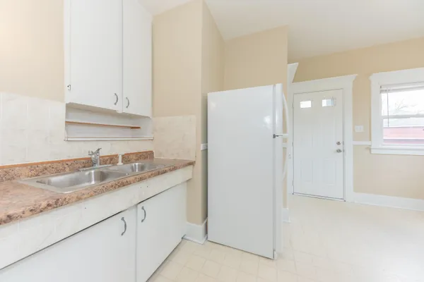 $183,900 | 35324-326 Chestnut Street, Wayne, MI 48184