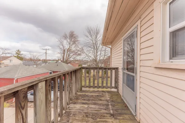 $183,900 | 35324-326 Chestnut Street, Wayne, MI 48184