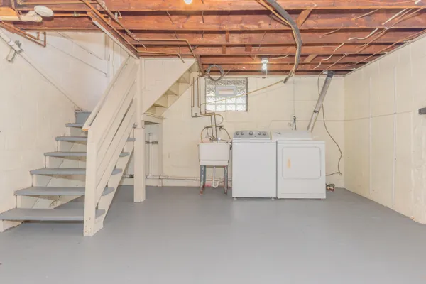 $183,900 | 35324-326 Chestnut Street, Wayne, MI 48184