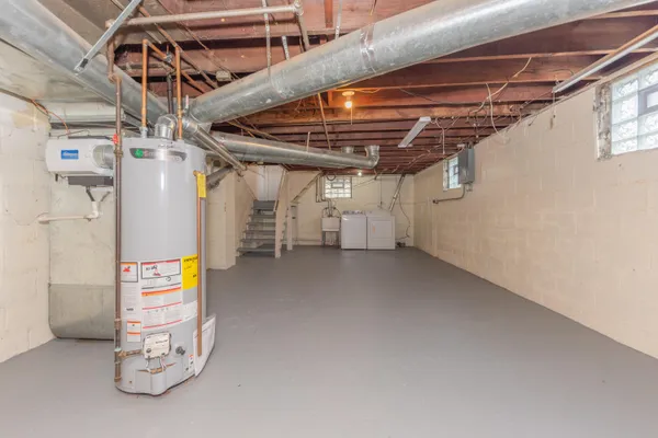 $183,900 | 35324-326 Chestnut Street, Wayne, MI 48184