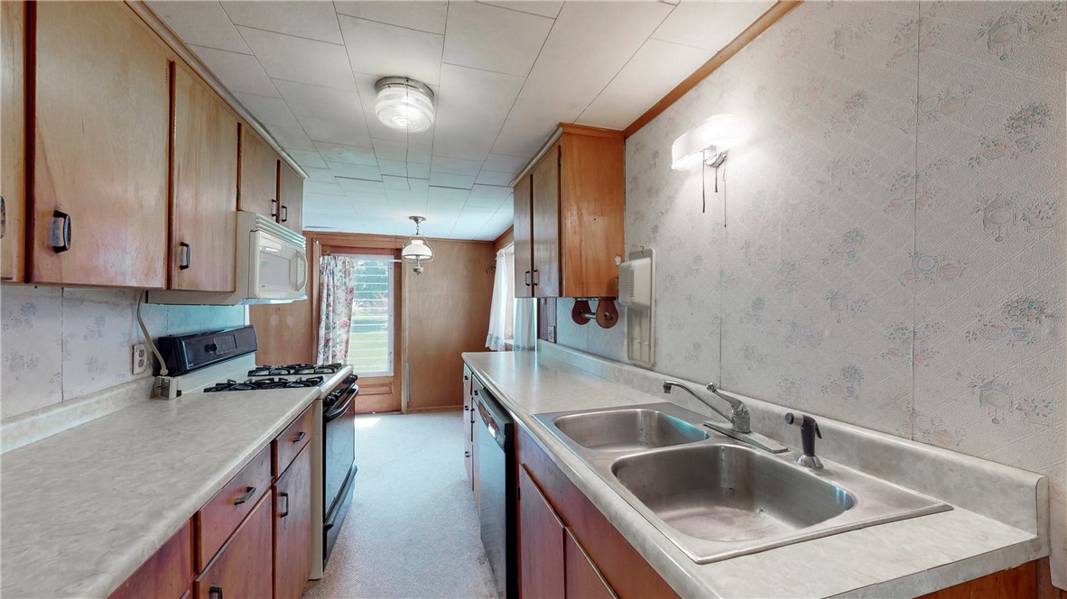 77 Main Street Almond, NY 14804 - Photo 12 of 50