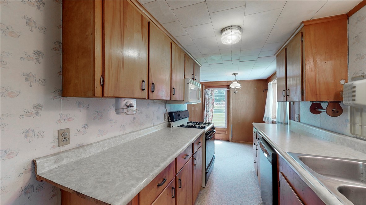 77 Main Street Almond, NY 14804 - Photo 13 of 50