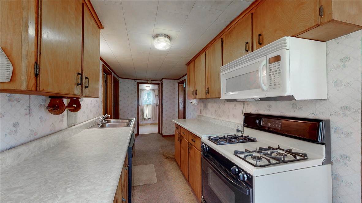 77 Main Street Almond, NY 14804 - Photo 14 of 50